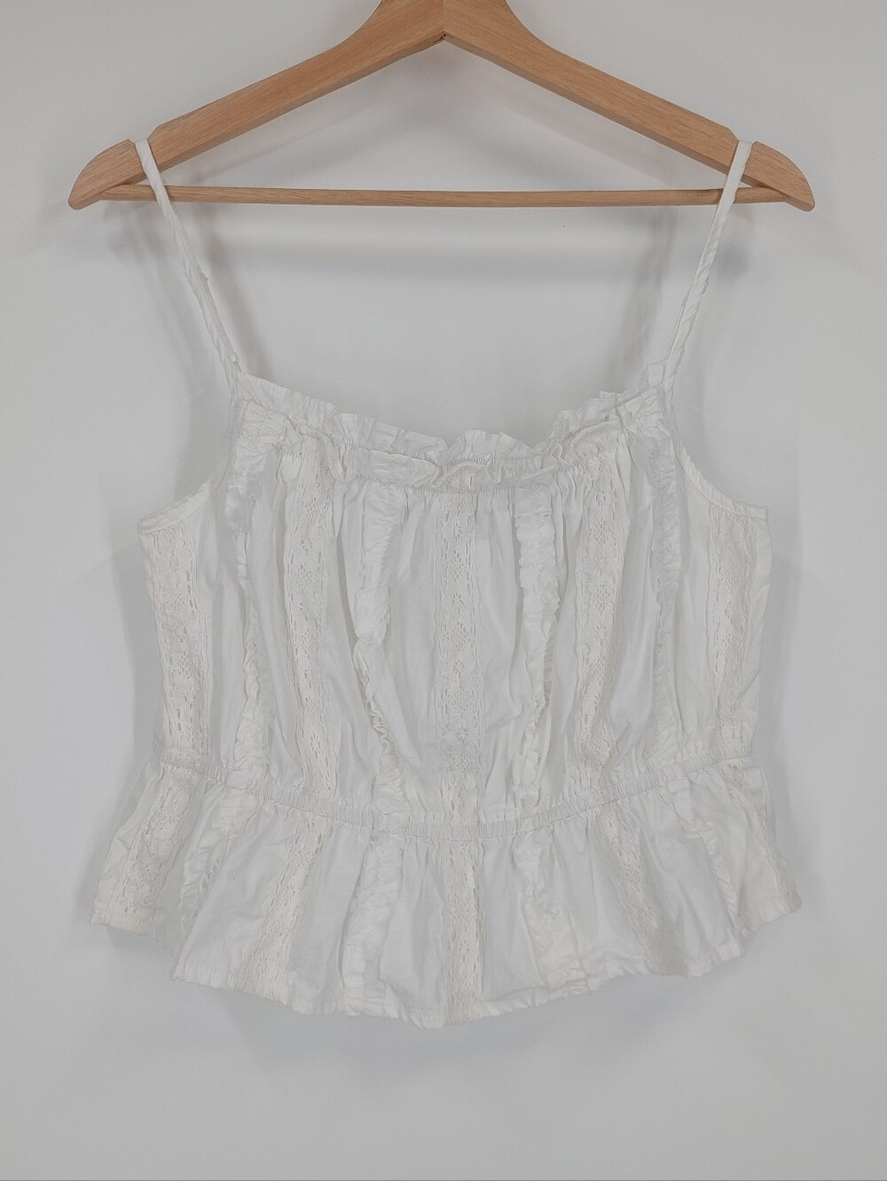 Sim & Sam Ruffle Cropped Cami